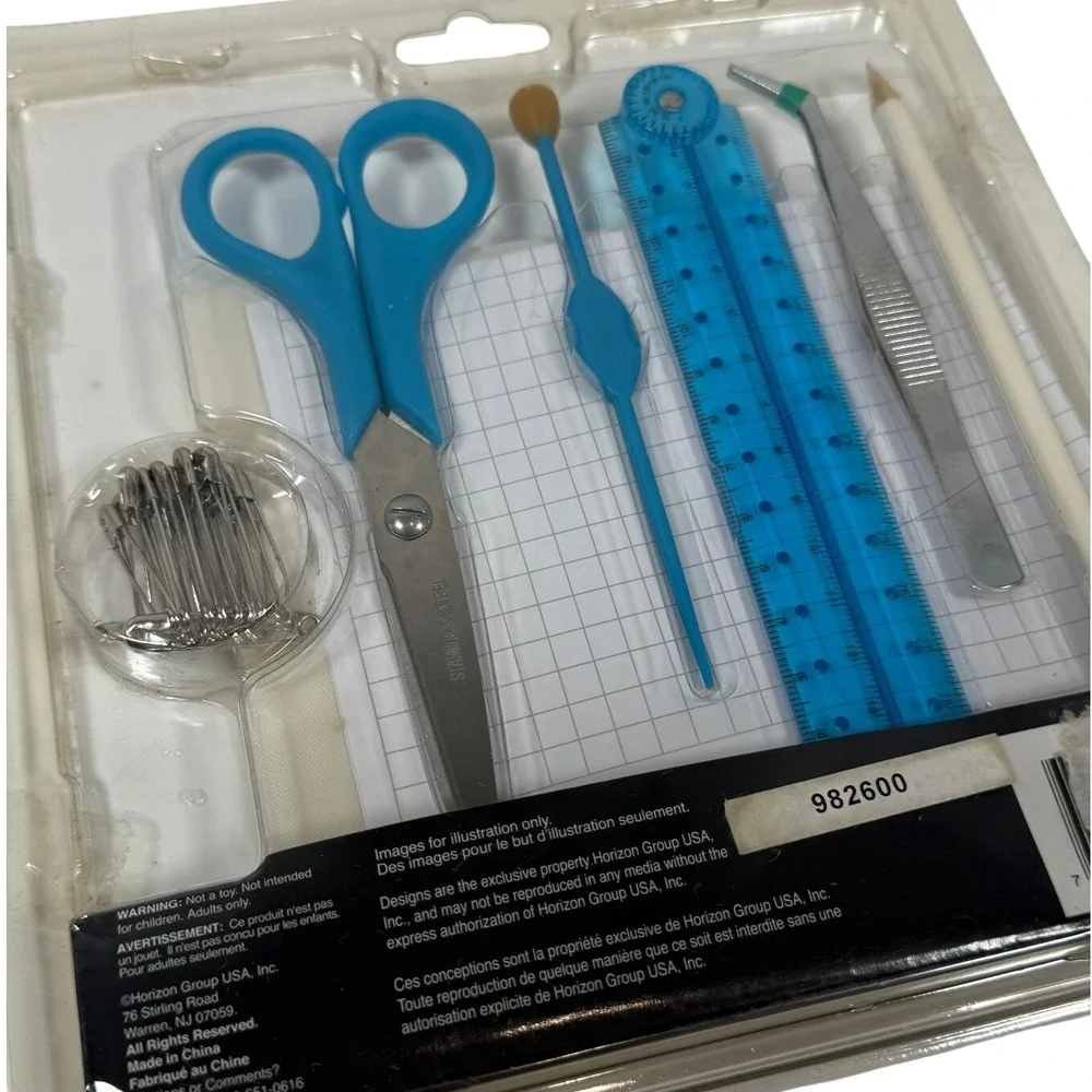 NEW Fashion Fusion Complete Fashion Art Tool Kit 28 Piece Rhinestone Stud‎ DIY